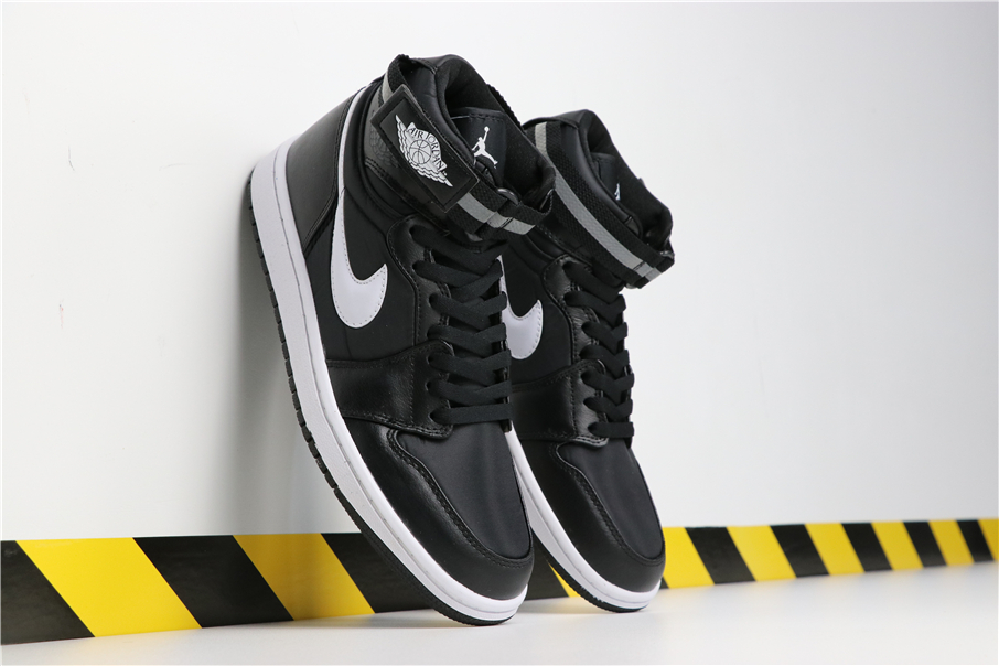 2019 Air Jordan 1 Strap Bred Black White - Click Image to Close